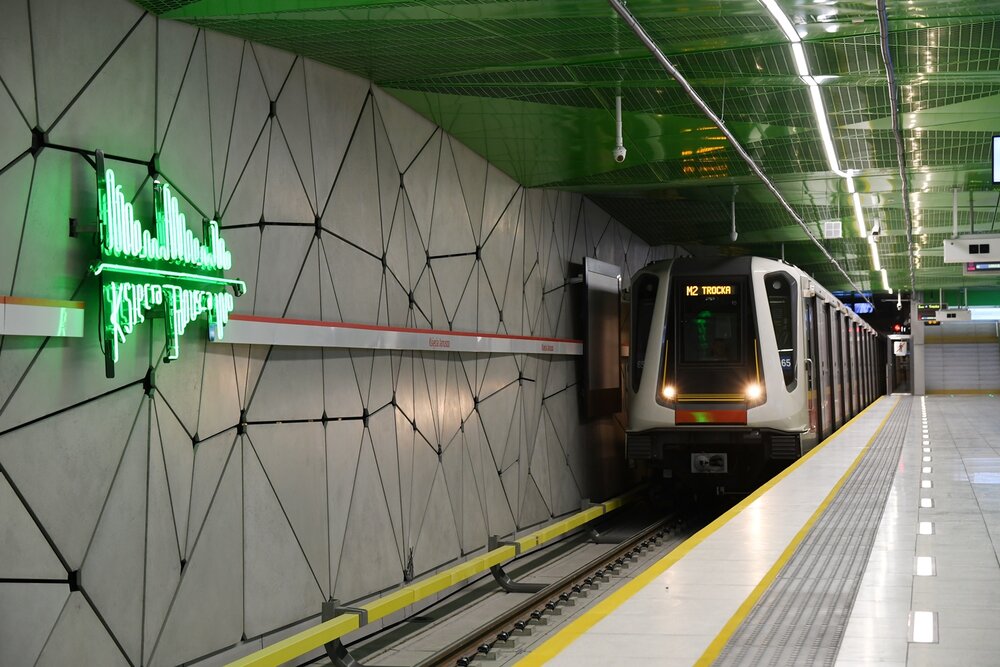 Metro Siemens Inspiro na nové konečné Księcia Janusza. (foto: Martyn Janduła)