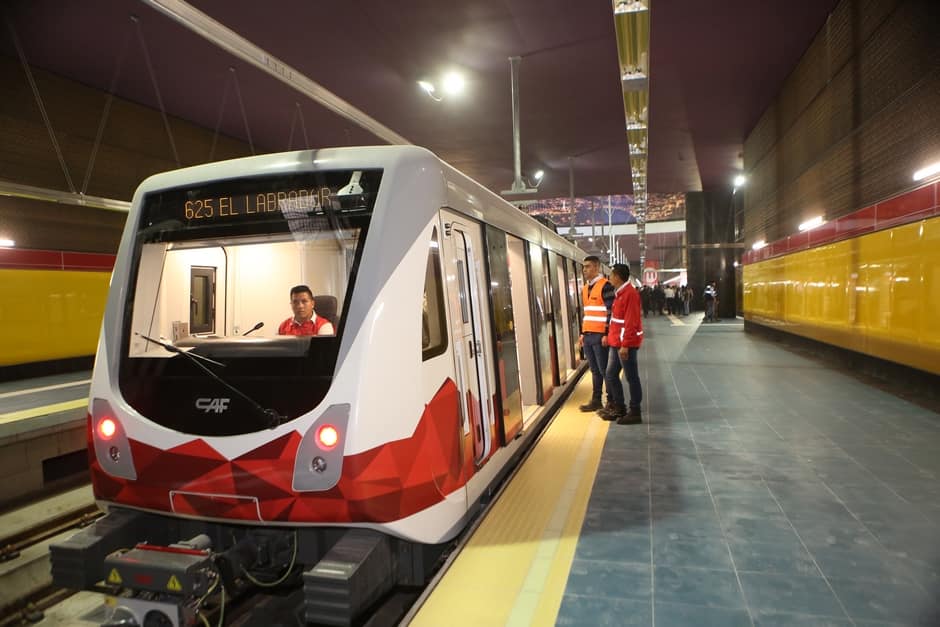 Momentka ze první slavnostní jízdy dne 18. března 2019. (foto: Metro de Quito)