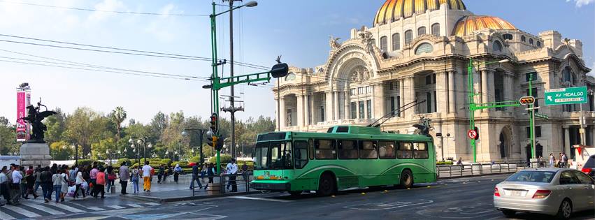 Trolejbusy v Ciudad de México jezdí dosud, ačkoli za poslední dvě dekády nepřibyl do města jediný vůz a investice do údržby parku i trolejí v posledních letech soustavně klesaly. Od konce loňského roku ovšem nastal v negativním vývoji dramatický obrat. (foto: STE)