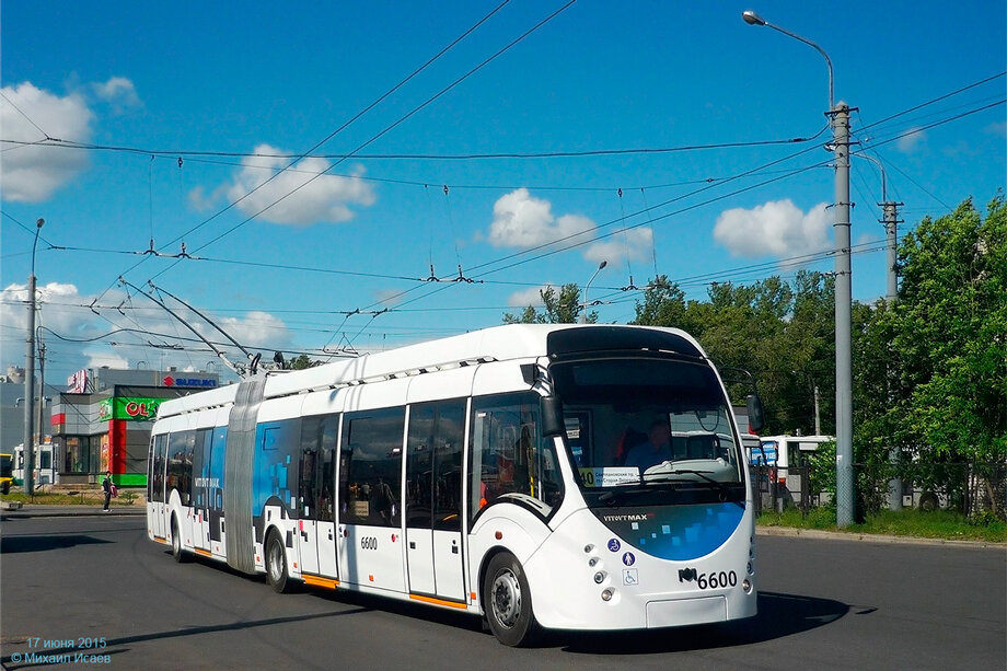 Ilustrační snímek trolejbusu Belkommunmaš 43300. (foto: Michail Isajev / bkm.by)