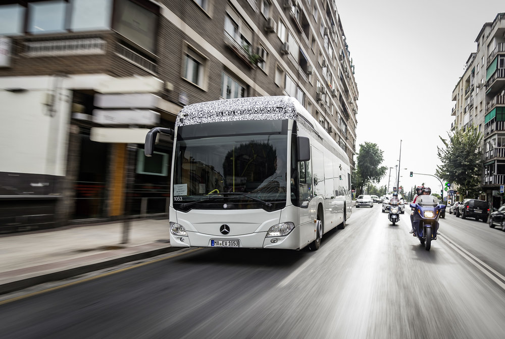 A ještě levý pohled na elektrobus Citaro. (foto: EvoBus)