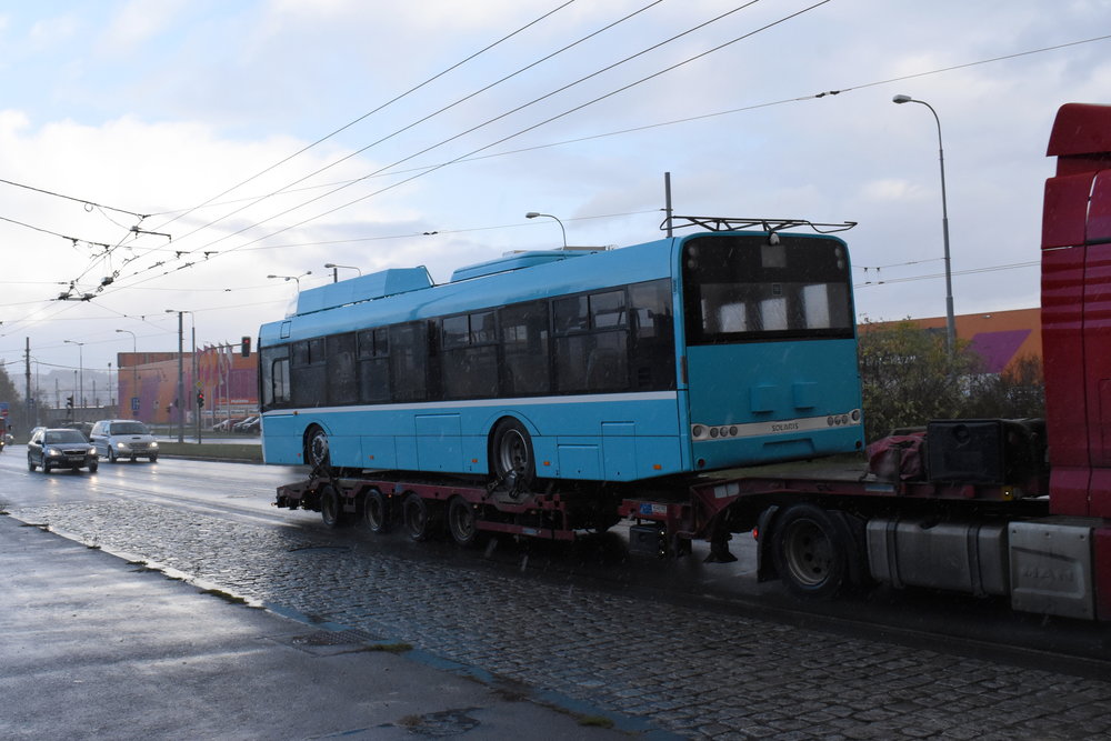 Ještě jeden pohled z přepravy karoserie trolejbusu Škoda 26 Tr pro ostravský DP. (foto: Bc. Zdeněk Kresa)