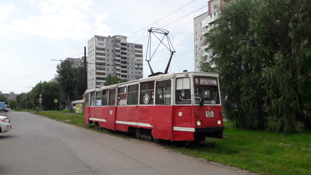 Nedaleko zastávky Rečnoj port. 
