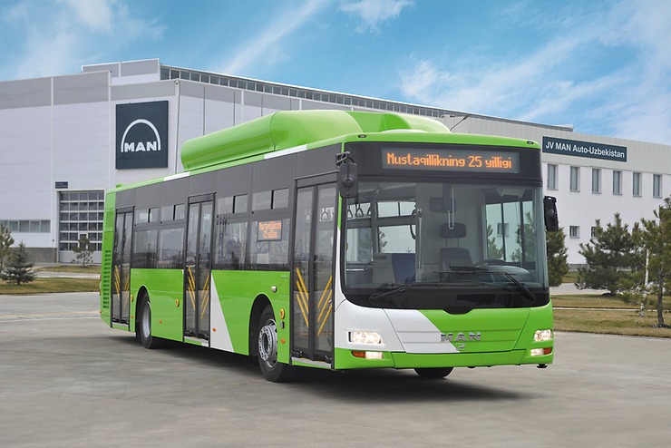 Nízkopodlažní autobus MAN vyrobený v Uzbekistánu v sobě nezapře svůj předobraz v modelu MAN Lion's City. (foto: MAN Truck & Bus)