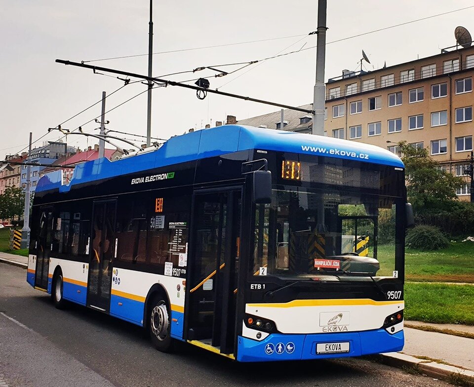 Trolejbus v Praze. (foto: EKOVA ELECTRIC)