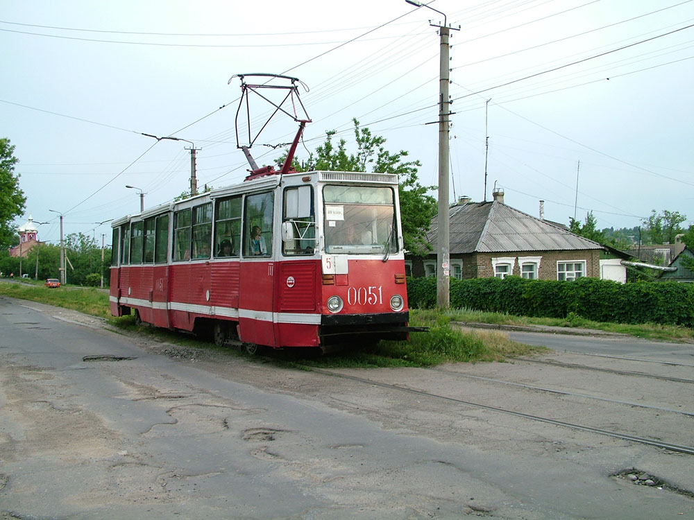 Vozový park se smrskl na pouhých 8 osobních a dva služební vozy. (zdroj: Yury Maller, http://ymtram.mashke.org)