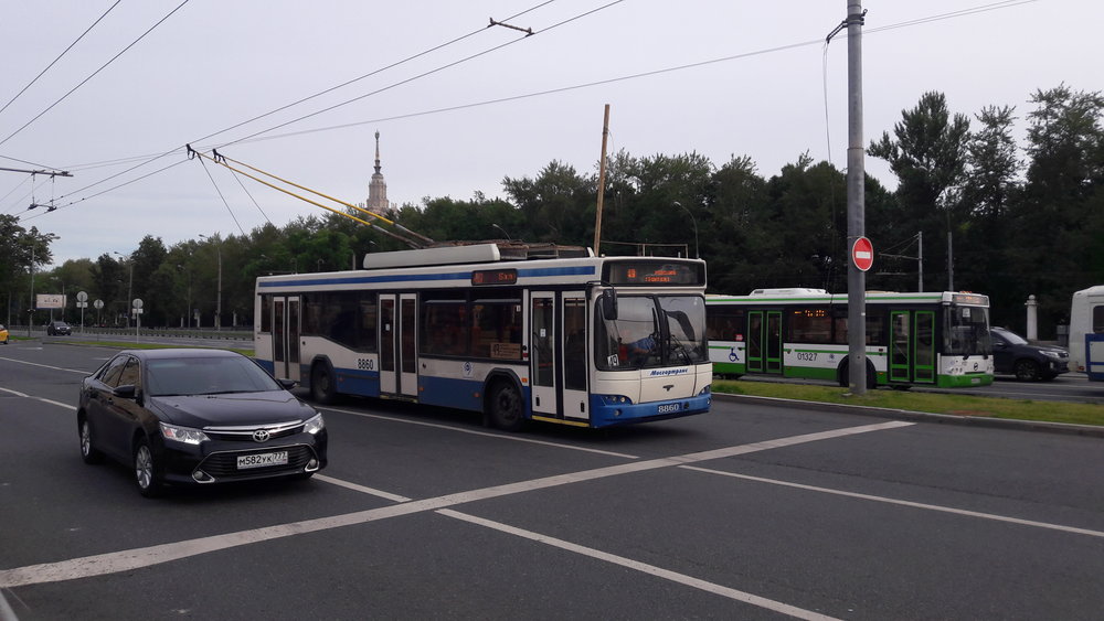 Snímek z jihozápadu města pořízený, stejně jako všechny na této stránce, dne 22. 7. 2017. 