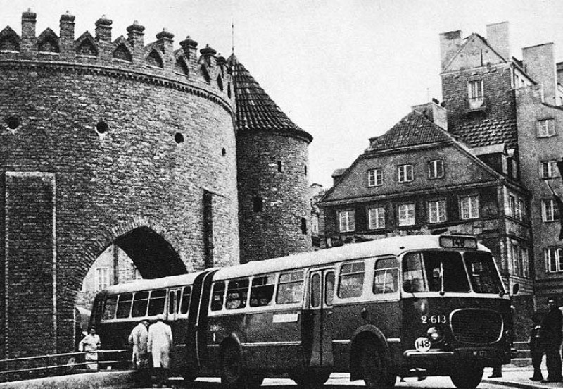 Ještě jeden pohled na vůz Jelcz AP-02. (zdroj: myntransportblog.com)