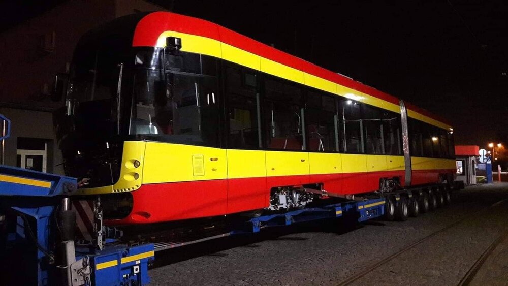 První tramvaj EVO2 dorazila do Mostu. (foto: Franta Gondek)