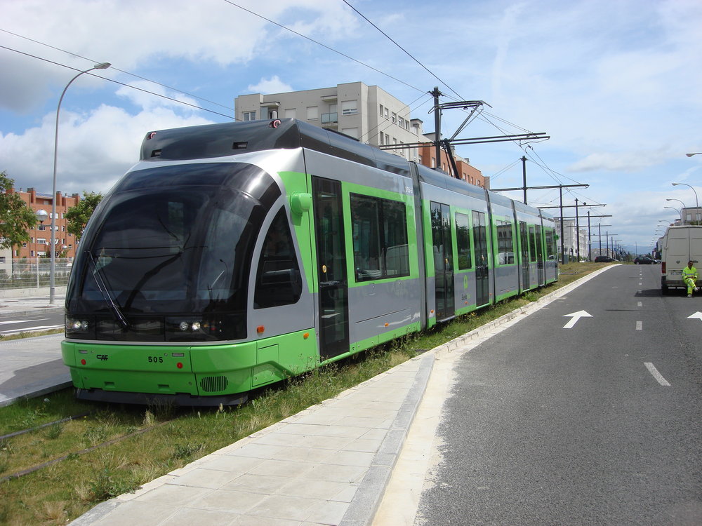 Tramvaj ve Vitorii na snímku z roku 2009. (foto: Alfonso Marco Pérez)