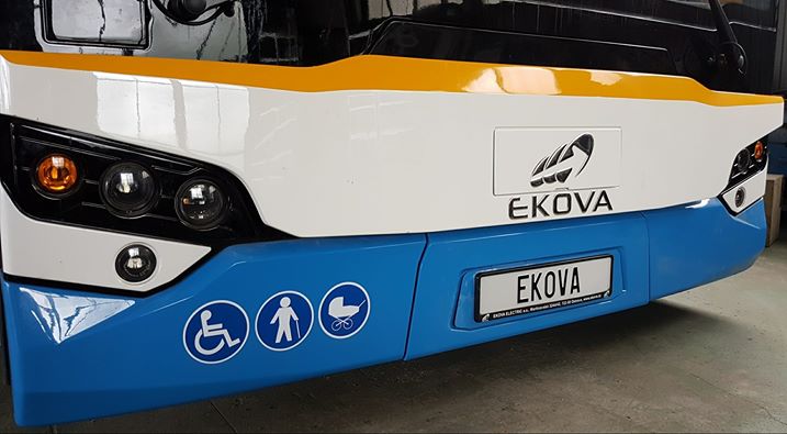 Doposud jediná fotografie uvolněná Ekovou Electric v souvislosti s novým trolejbusem představovala pouze jeho čelo, resp. jeho část. (foto: Ekova Electric)