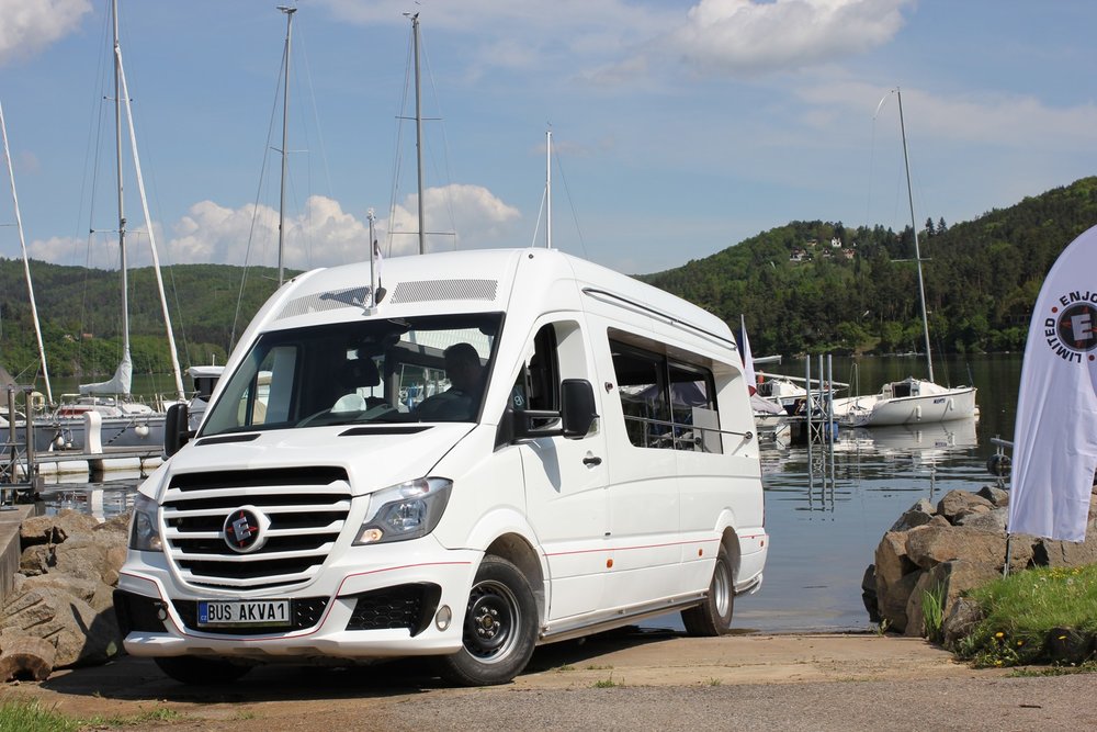 Poslední ilustrační záběr, tentokrát již opět ze souše. (foto: Auto-Bus.cz)