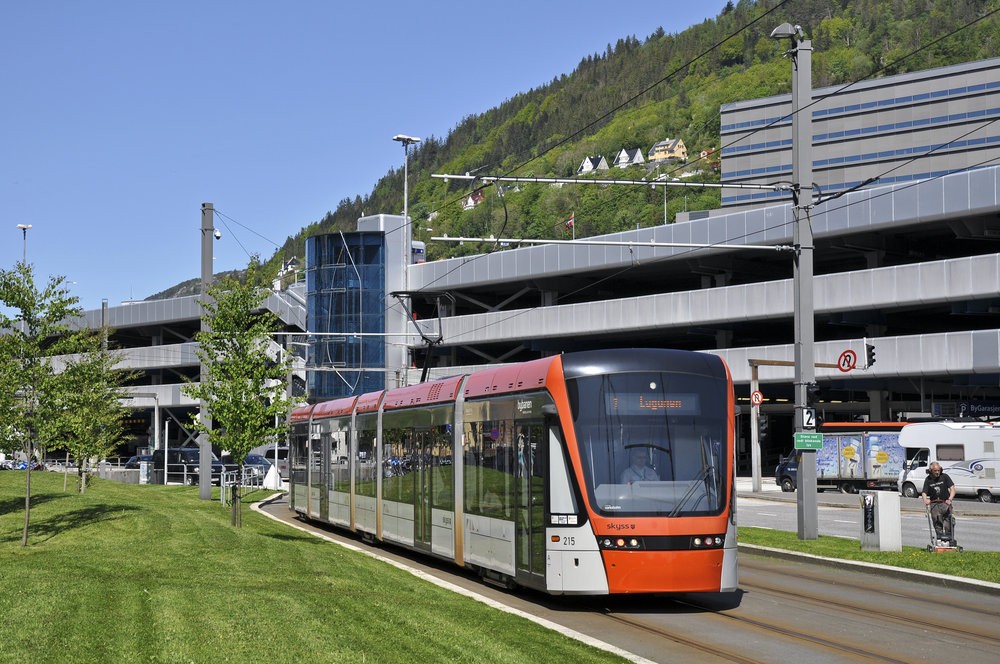 Variobahn od Stadleru v Bergenu. (foto: Ing. Petr Malinovský)