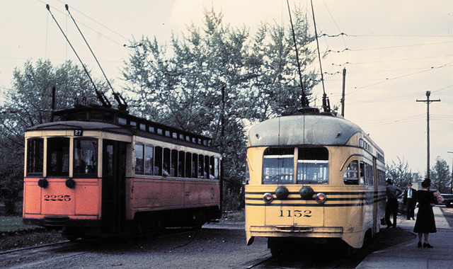Dvoupólové sběrače elektrického proudu dodávaly tramvajím velmi zajímavý vzhled. (zdroj: Wikipedia.org)
