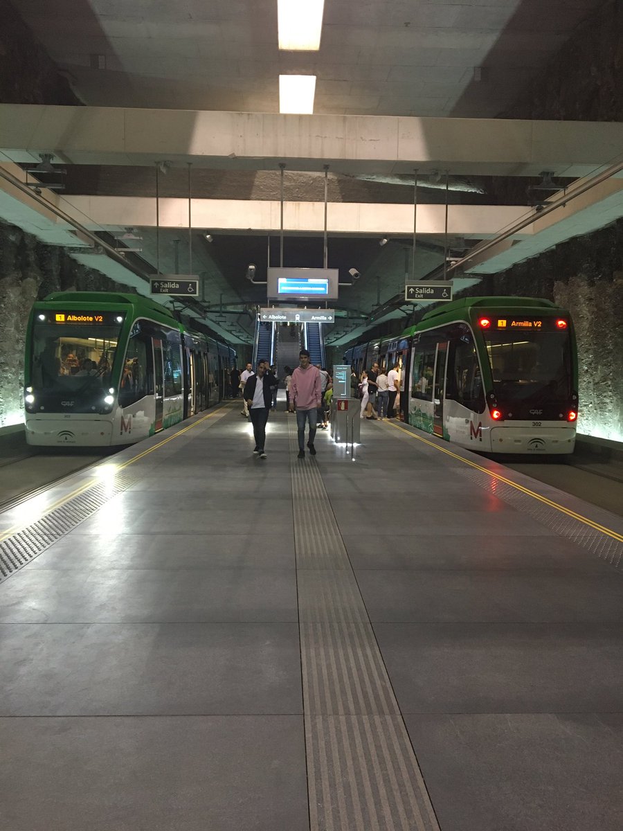 Jedna z podzemních stanic. (foto: Metropolitano de Granada)