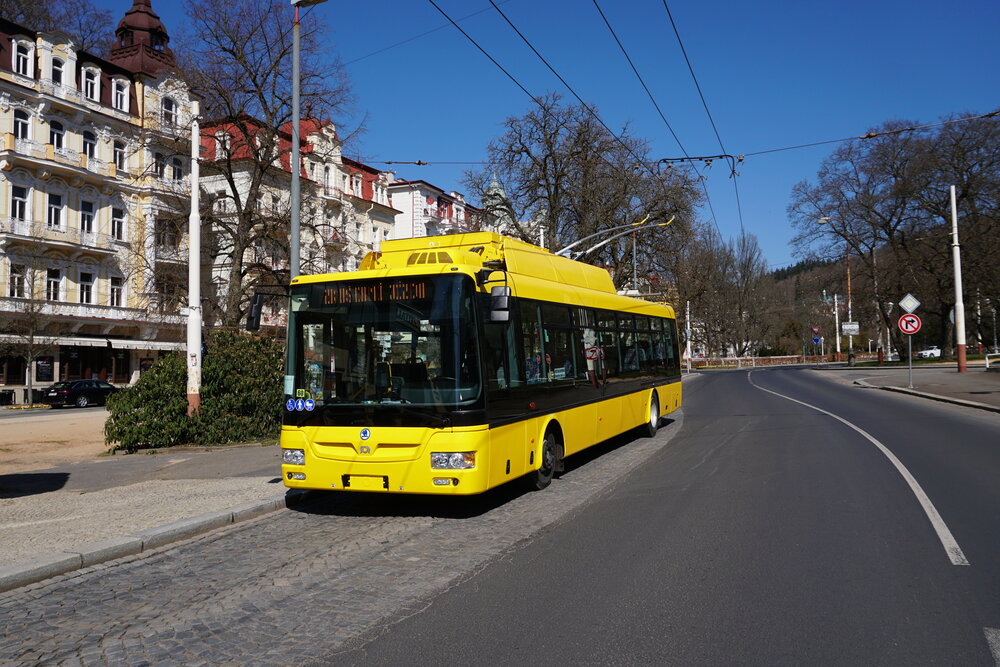 První zkušební jízda vozu Škoda 30 Tr v nádherném jarním počasí. (foto: Vojtěch Cekota)
