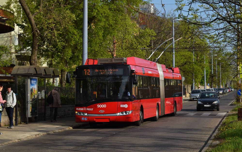V Budapešti již jezdí 16 trolejbusů Solaris Trollino 18, které svou konfigurací odpovídají českým vozům Škoda 27 Tr. Nyní přibude dalších 31 kloubových vozů. (foto: Daniel Košťál)