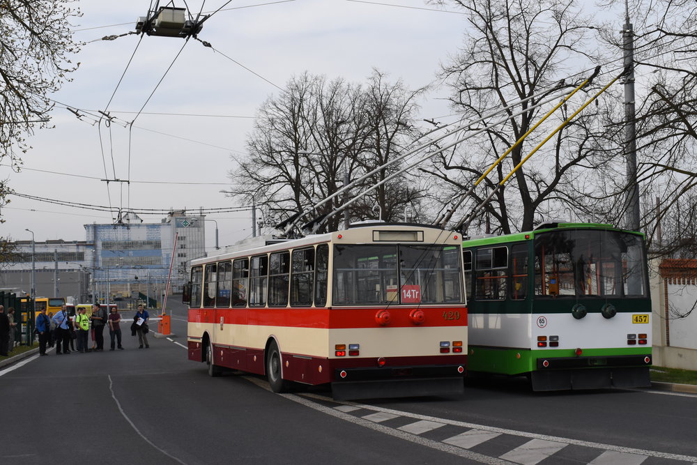 Symbolický poslední zátah krátce před půl sedmou dne 9. 4. 2018. (foto: Zdeněk Kresa)