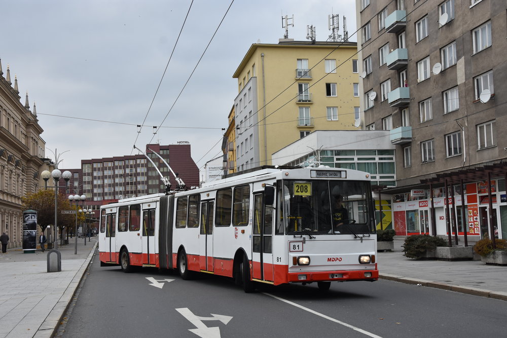 Trolejbus Škoda 15 Tr v opavském provedení. (foto: Libor Hinčica)