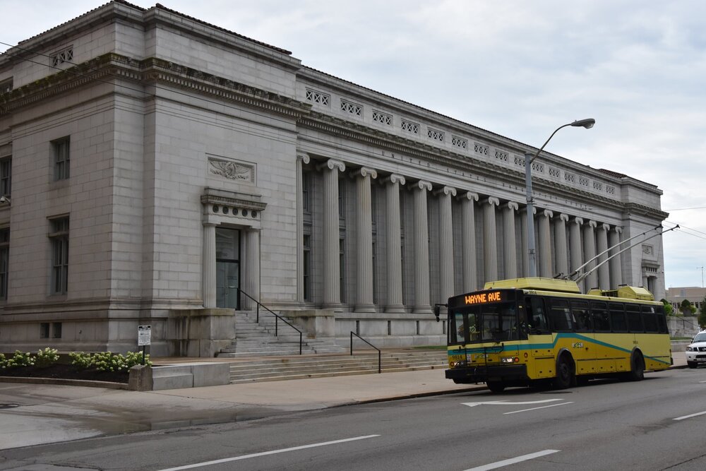 Trolejbus Škoda 14 TrE v centru Daytonu v srpnu 2019. (foto: Libor Hinčica)