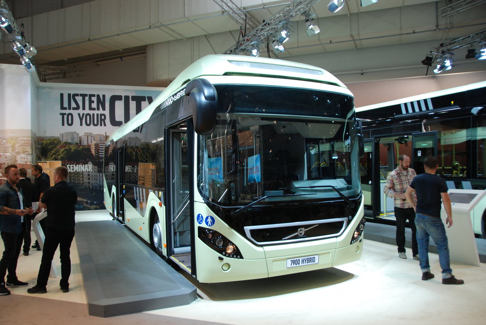 Kompletní řadou nízkoemisních a bezemisních městských autobusů se předvedlo na IAA švédské Volvo. (foto: Libor Hinčica)