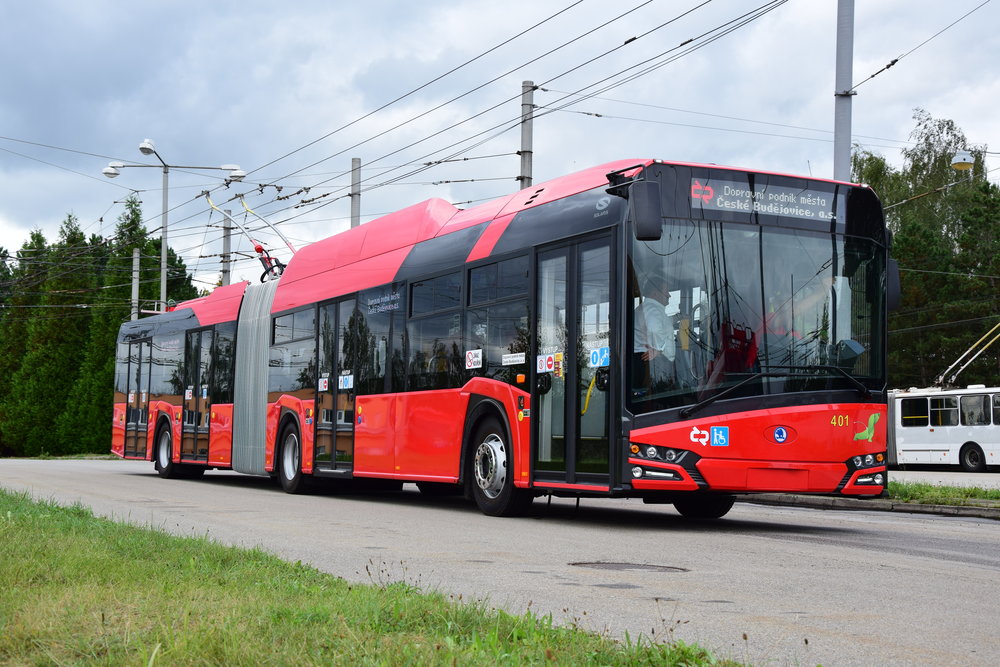 Trolejbus Škoda 27 Tr v Českých Budějovicích. Budějovický vůz ale v Praze testován nakonec nebyl a nebude. Namísto něj přijde vůz z Plzně. (foto: DPMČB)
