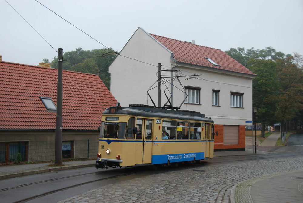 V ulicích Woltersdorfu jsou dvounápravové vozy Gotha k vidění doposud. (foto: Libor Hinčica)