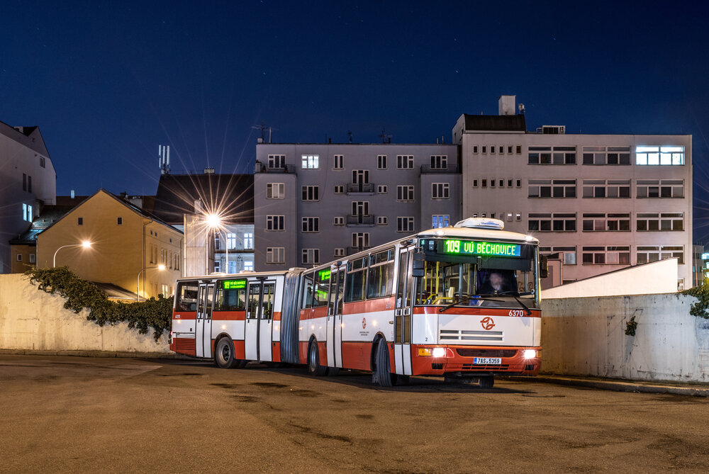 Autobus Karosa B 961 ev. č. 6370 na Palmovce v únoru 2020. (foto: Honza Tran)