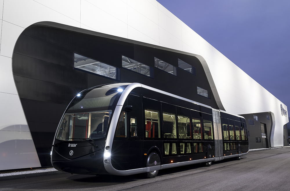 Design inspirovaný tramvajemi - to je nový Irizar ie tram, elektrobus španělského výrobce určený primárně pro provoz v BRT systémech. (foto: Irizar)