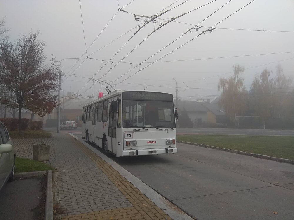 “Čtrnáctka” opět na Bílovecké. Vůz se do pravidelného provozu vrátil na tři dny. (foto: Tomáš Havrlant)