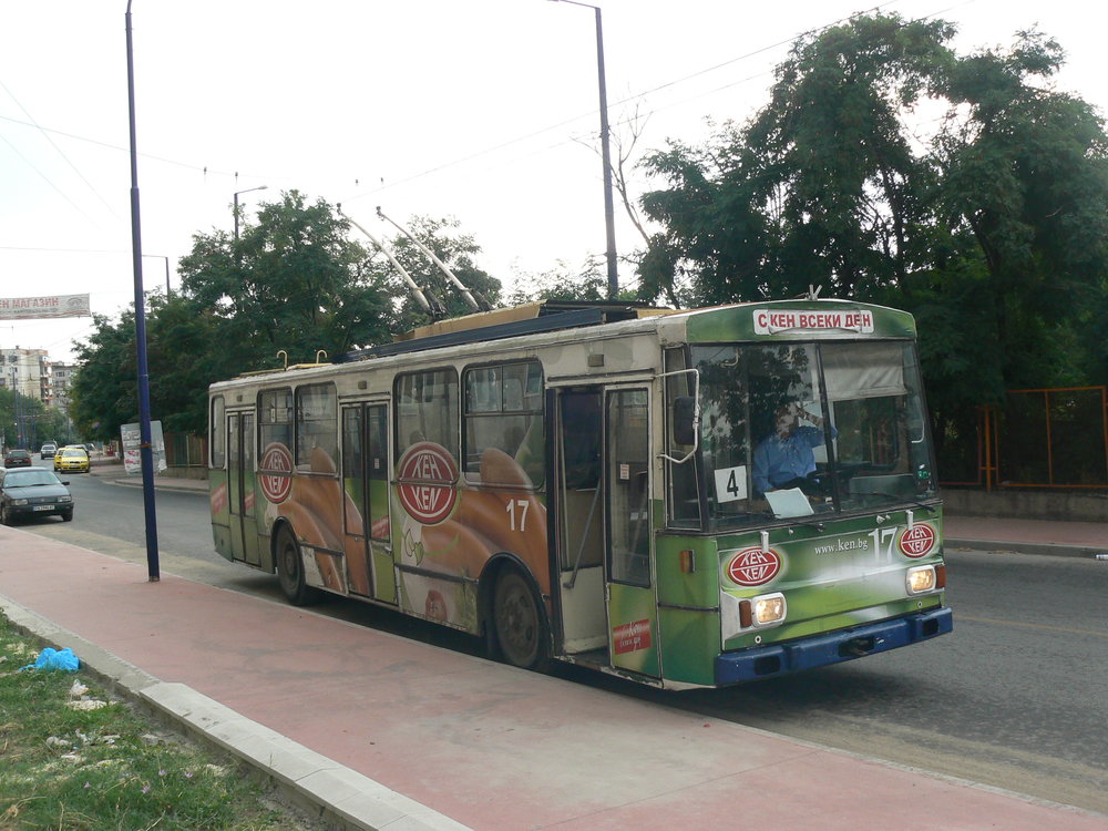  Ex-zlínská 14 Tr. Ve městě působila od roku 1994, kdy ze Zlína přišla, do roku 2016.  