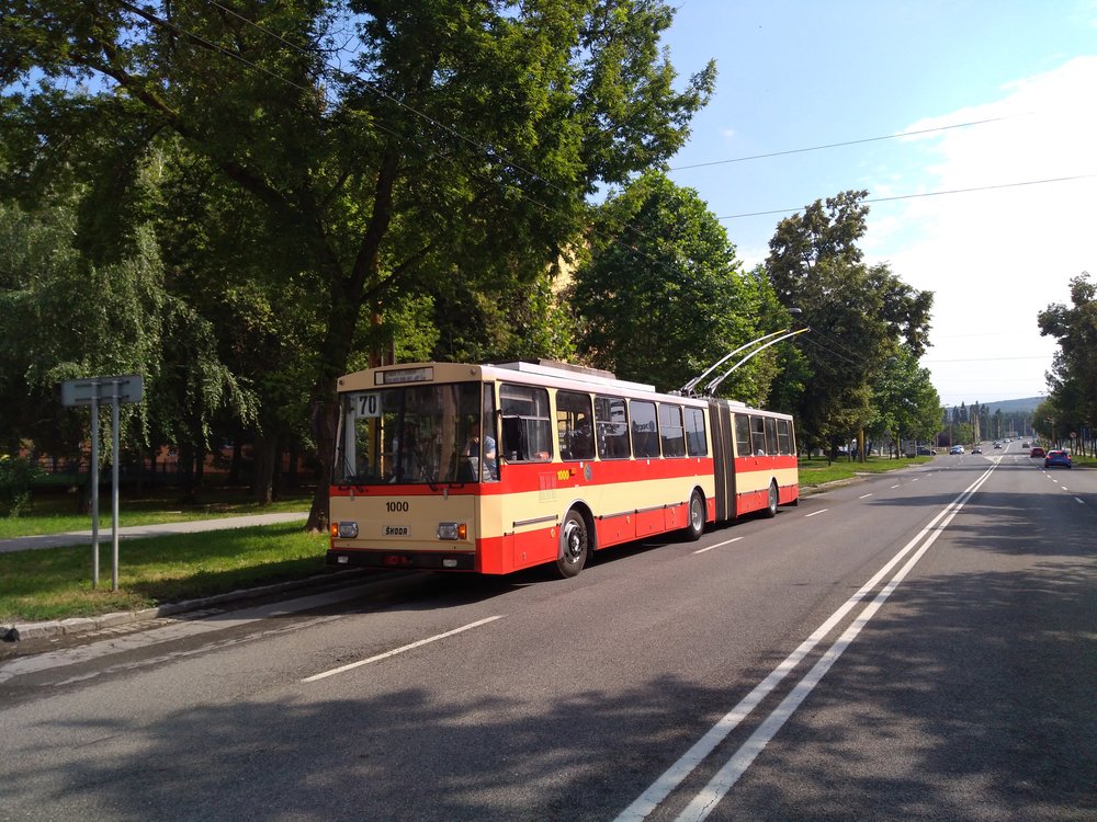 První ranní šichta vozu 1000 nedopadla úplně dle představ organizátorů, vůz však s pomocí údržbáře místního DP rychle “přišel k rozumu”.
