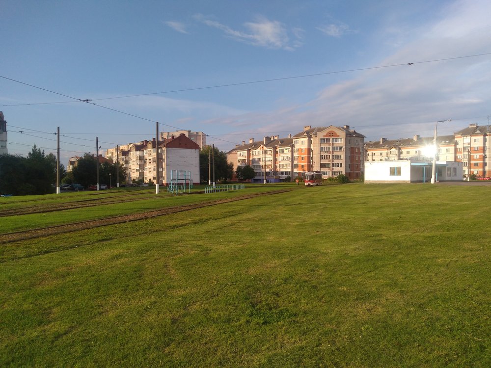 Takto tramvajová konečná SOOO “Marko” vypadá. Po osmé hodině večerní je všude pusto prázdno.