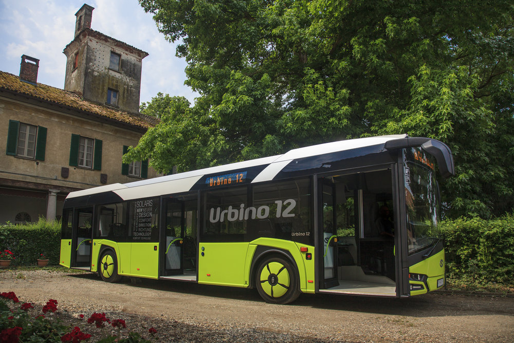Autobus Solaris Urbino 12 na propagačním snímku výrobce. (foto: Solaris Bus & Coach)