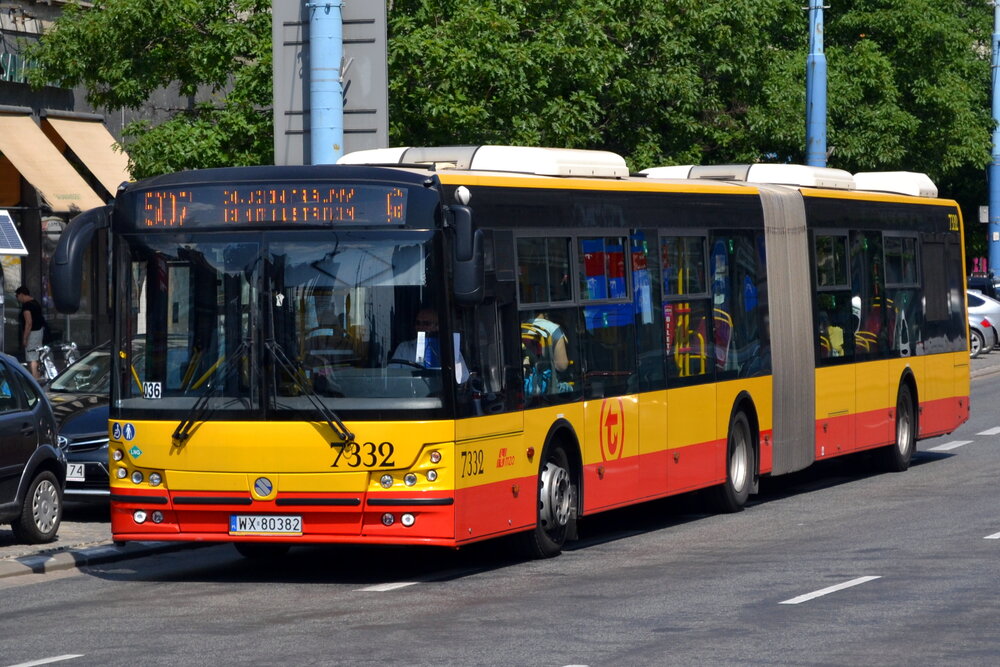 Autobus výrobce Solbus v 18m verzi s pohonem na LNG. Výrobce už ale autobusy nevyrábí a náhrada za něj prozatím není. (zdroj: Wikipedia.org)