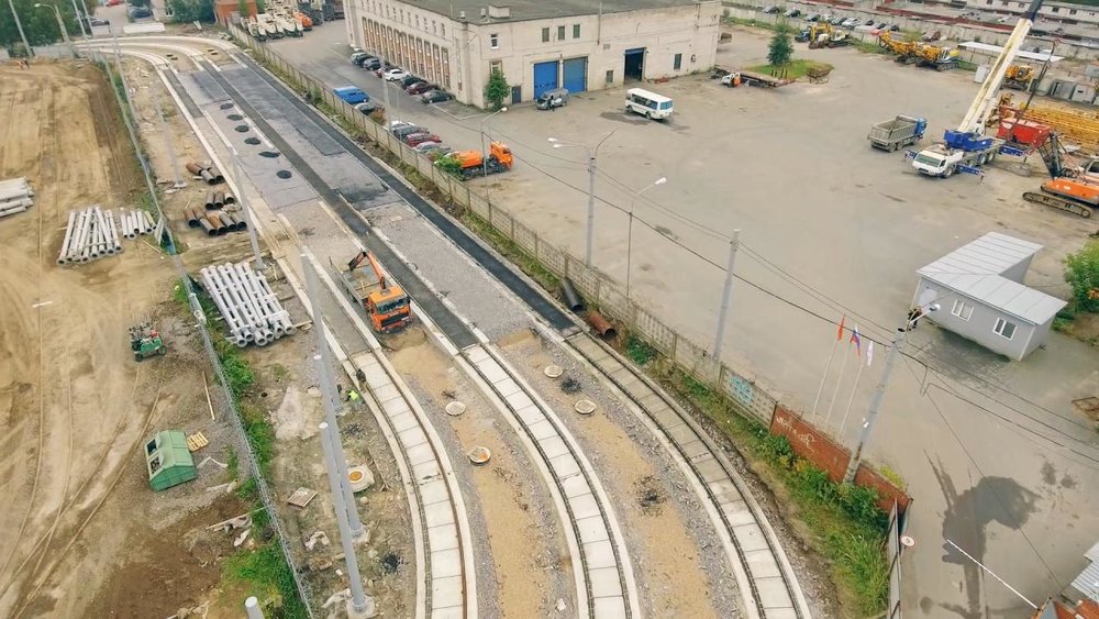  Pohled na areál u ulice Chasanskoj loni během stavby. (foto: Čižik / TKK) 