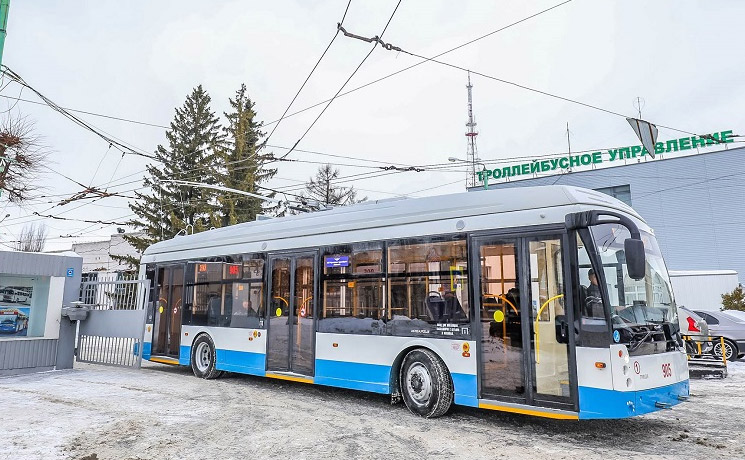 Jeden z pěti nově dodaných parciálních trolejbusů pro Čeboksary. (zdroj: Мой город Чебоксары)