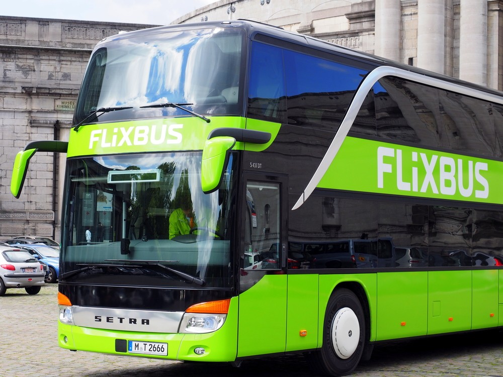 FlexiBus používá ve velké míře autobusy Setra S431DT. (foto: FlexiBus)