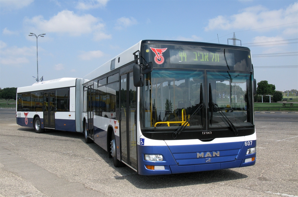V minulosti vznikly na podvozcích MAN i článkové vozy s karoserií Ha'argaz. (foto: Ha'argaz)