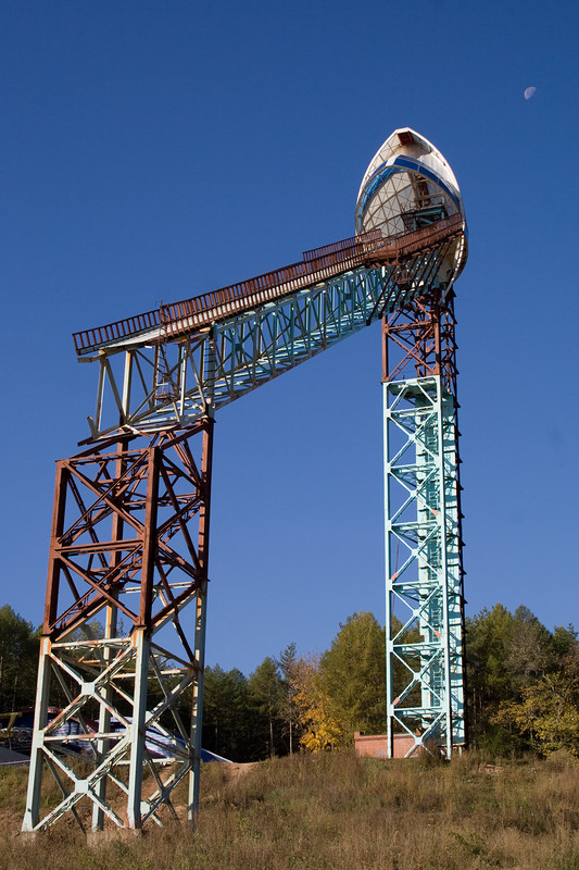 Skokanský můstek loni definitivně snesli. (foto: obrazolov) 