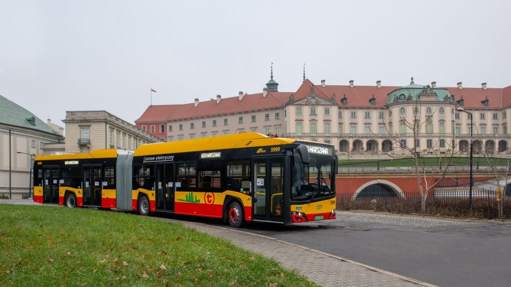 Do výčtu 20 000 vyrobených autobusů Solaris jsou započítány i vozy, které byly předány pod značkou Neoplan. (foto: Solaris Bus & Coach)