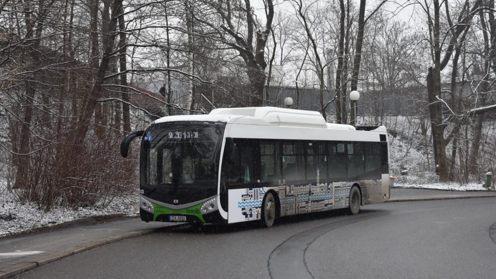 Prvním provozovatelem autobusů SOR NSG 12 se stal dopravce ČSAD Frýdek-Místek ze skupiny Transdev, který loni zařadil celkem 15 vozů. (foto: Libor Hinčica)