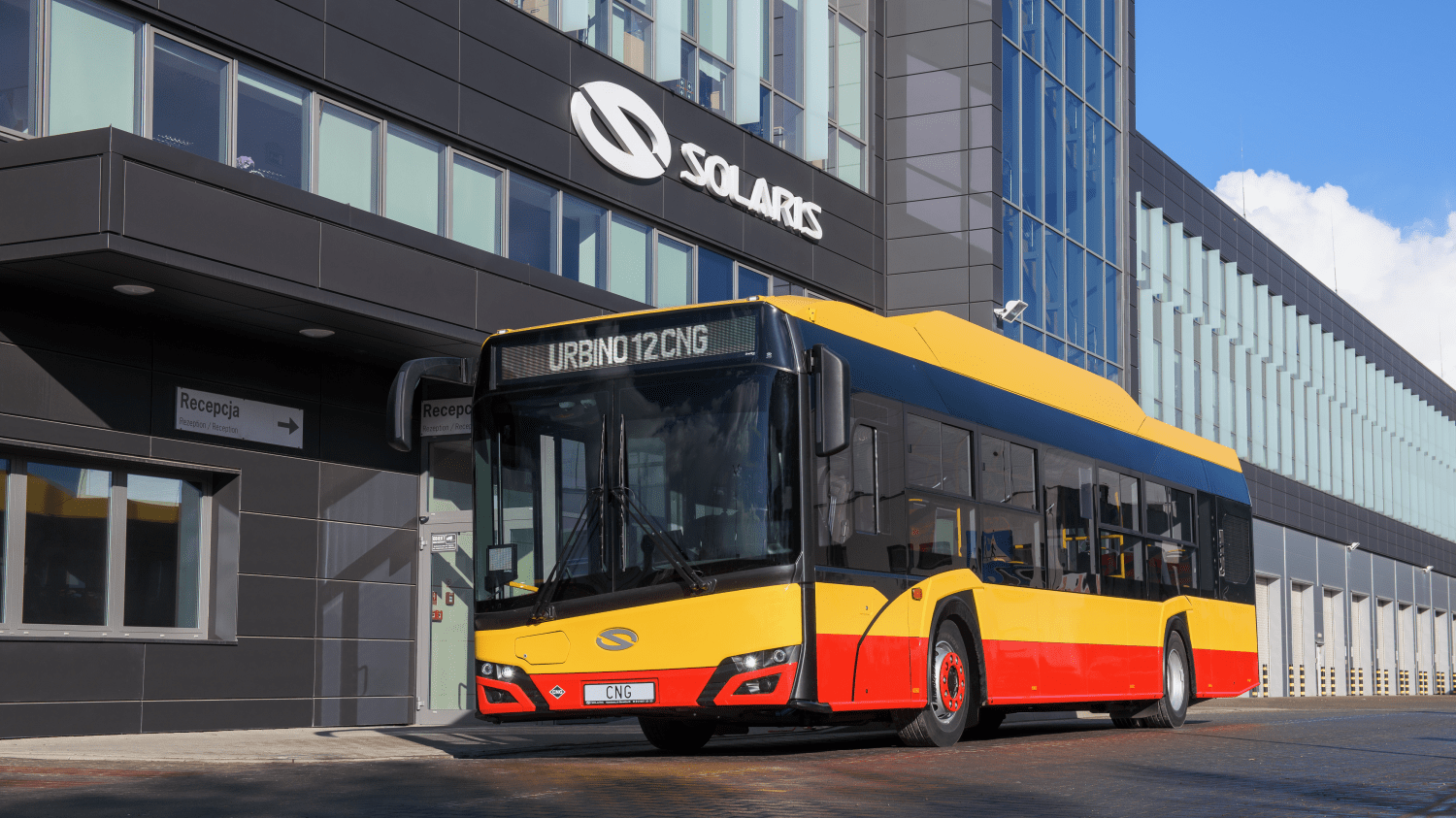 Autobus Solaris Urbino 12 CNG na propagační fotografii výrobce. (foto: Solaris Bus & Coach)