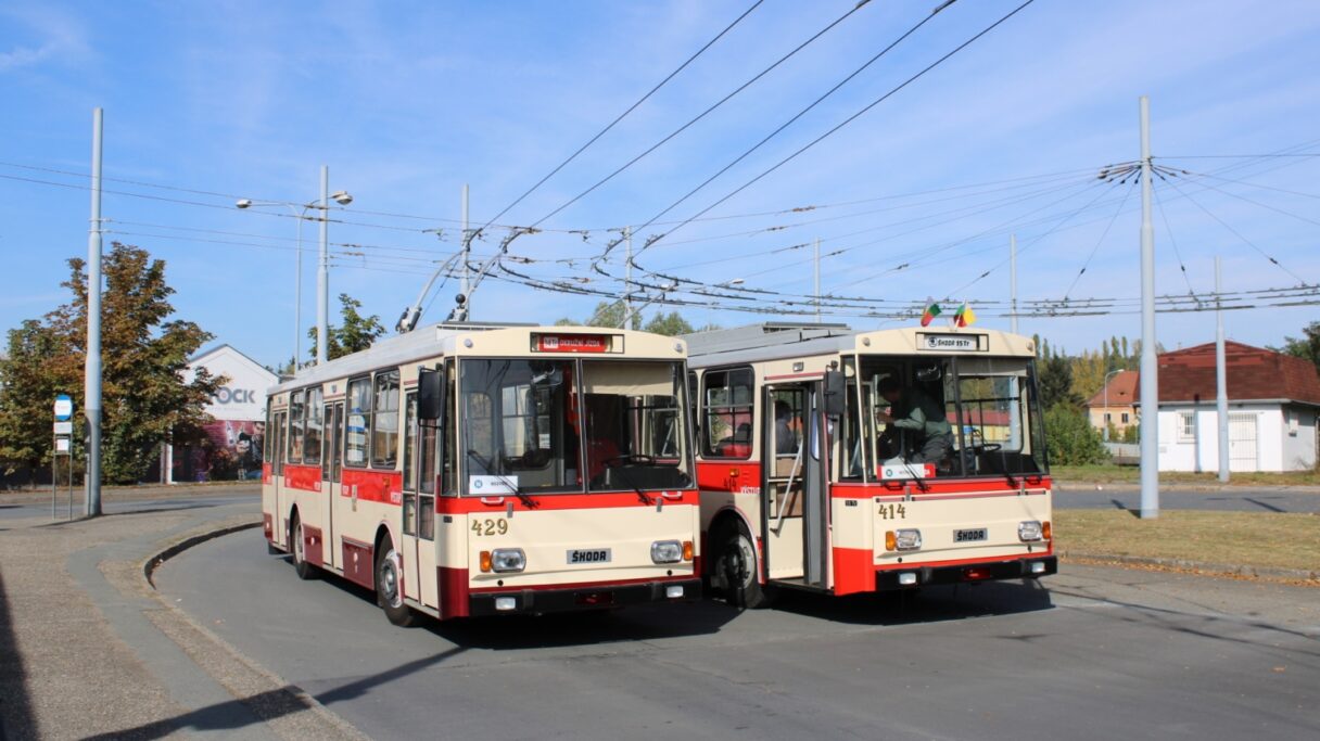 Plzeň oslavila dvojici trolejbusových výročí