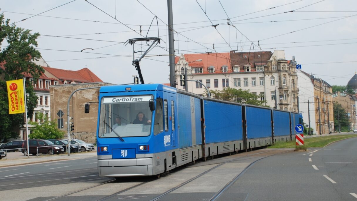 Osud bývalých nákladních tramvají v Drážďanech je dál nejistý
