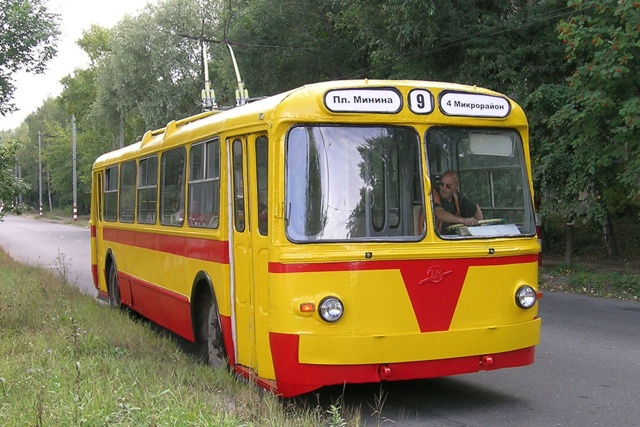 Trolejbusy jezdí ve městě od roku 1947. (foto: Sergej Filatov/Wikipedia.org)