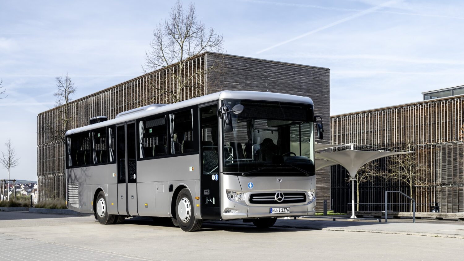 Nové Intouro K má nakonec délku 10,75 m. (foto: Daimler Buses)