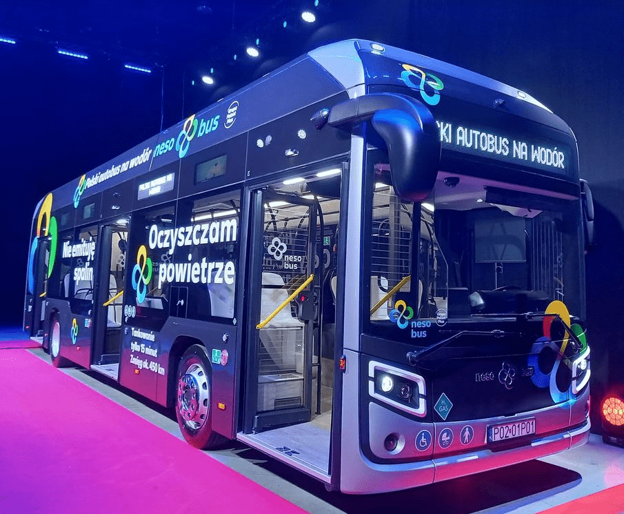 Prototyp NesoBusu – nového vodíkového autobusu polské produkce. (zdroj: Polsat Group)