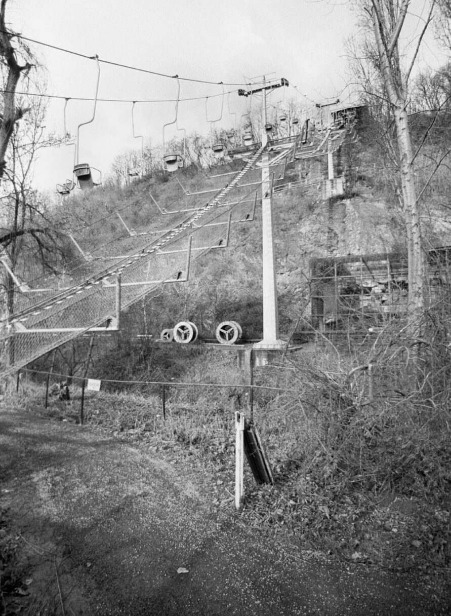 Lanovkou přes Vltavu do pražské ZOO už v roce 1950