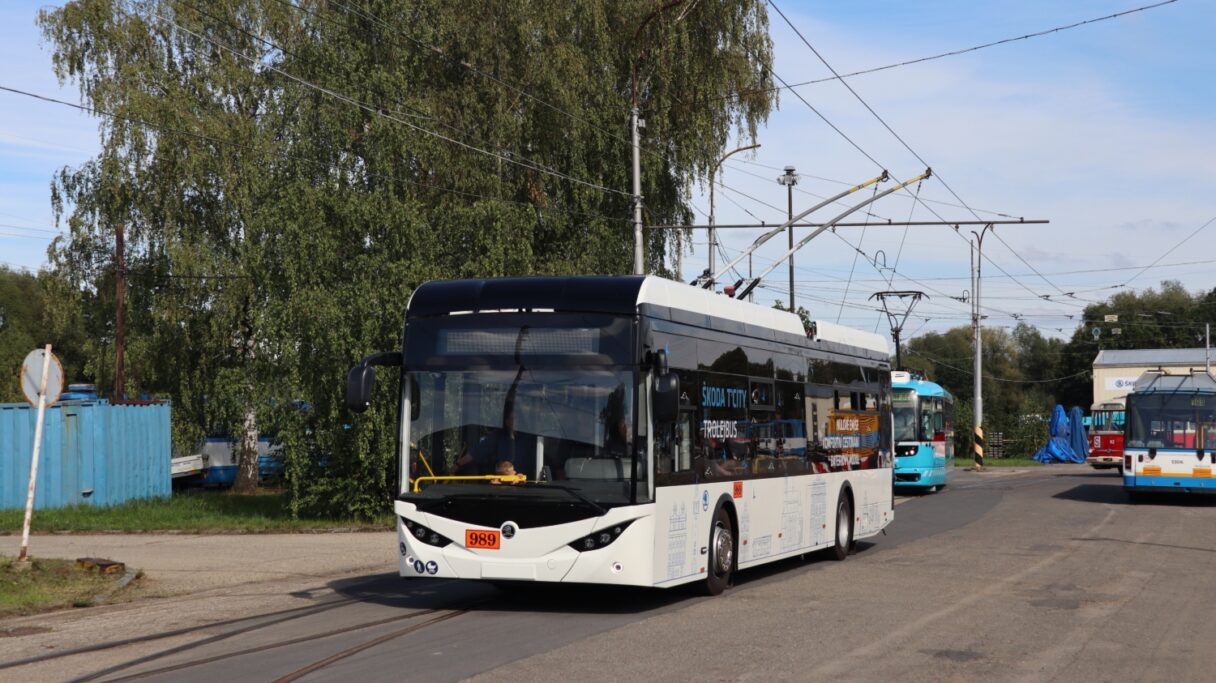Trolejbus Škoda 36 Tr svezl první cestující